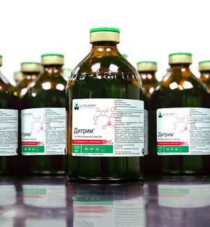 דיטרים בתמיסת הזרקה.