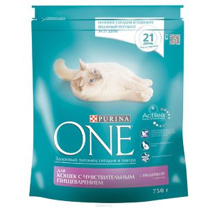 מזון לחתולים Purina One: תיאור וביקורות וטרינריות