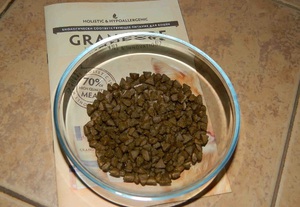 ממה מורכב מזון לכלבים?