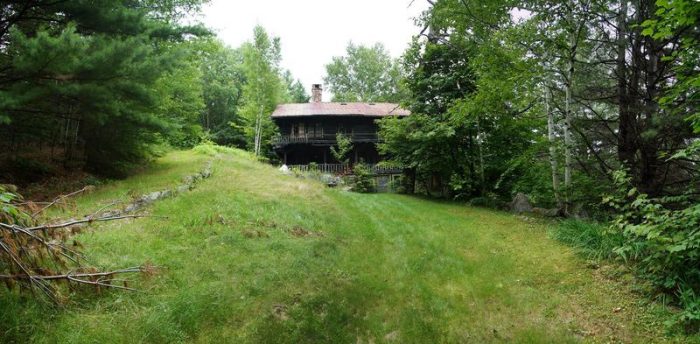 בית נטוש ביער