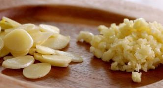 ציפורן ושום קצוצים