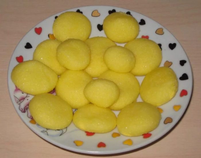 פיתיון מורעל עם חלמון ביצה