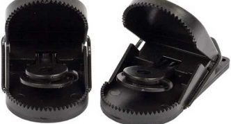 מלכודת עכברים קלאסית שחורה