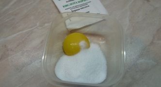 חומצה בורית, ביצה וסוכר