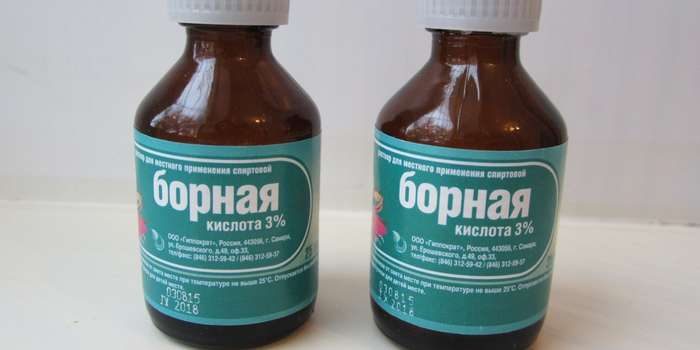 חומצה בורית