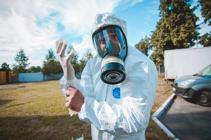 מומחה הדברת ג'וקים